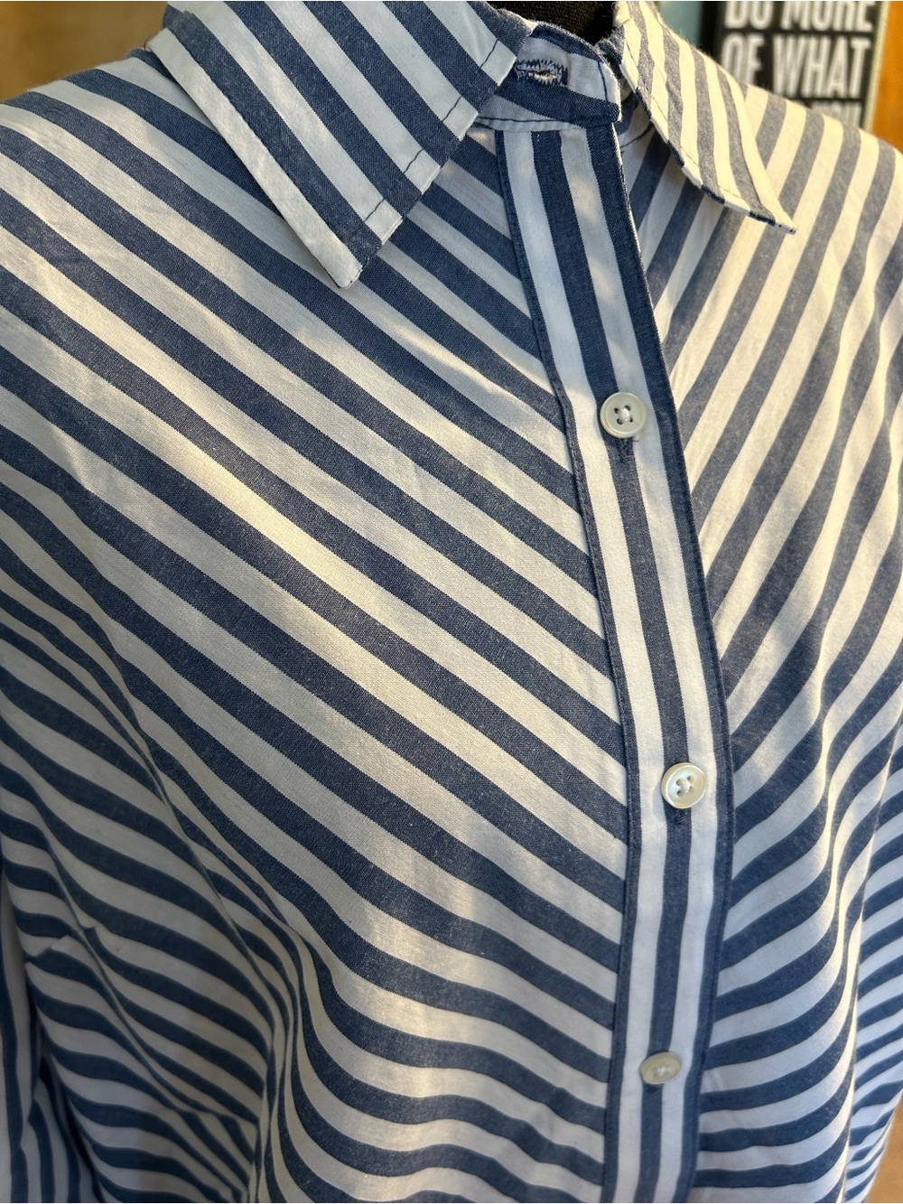 Blair blue and white striped 3/4 sleeve button down cotton blend top size L - Picture 5 of 9